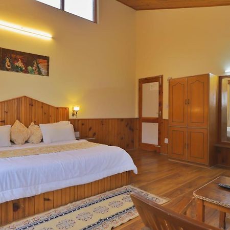 Grey Moustache 4Bhk Villa Manāli Exterior foto